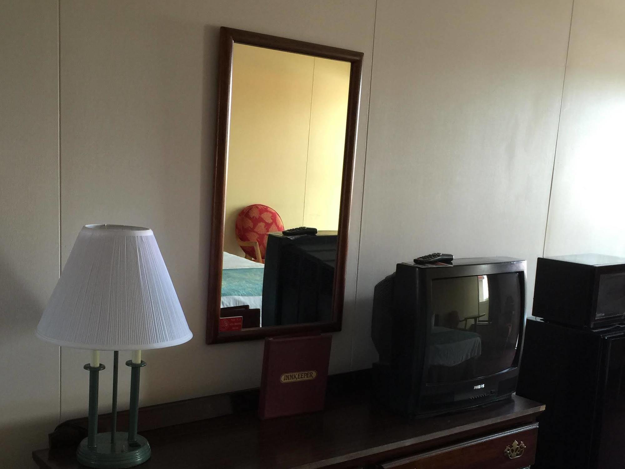 Astoria Hotel Danville West Extérieur photo